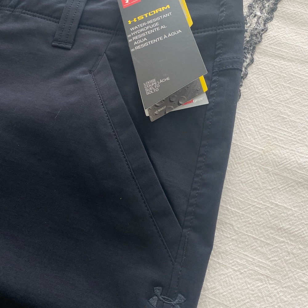 Under Armour Heat Gear Shorts - Size 32 - Brand New